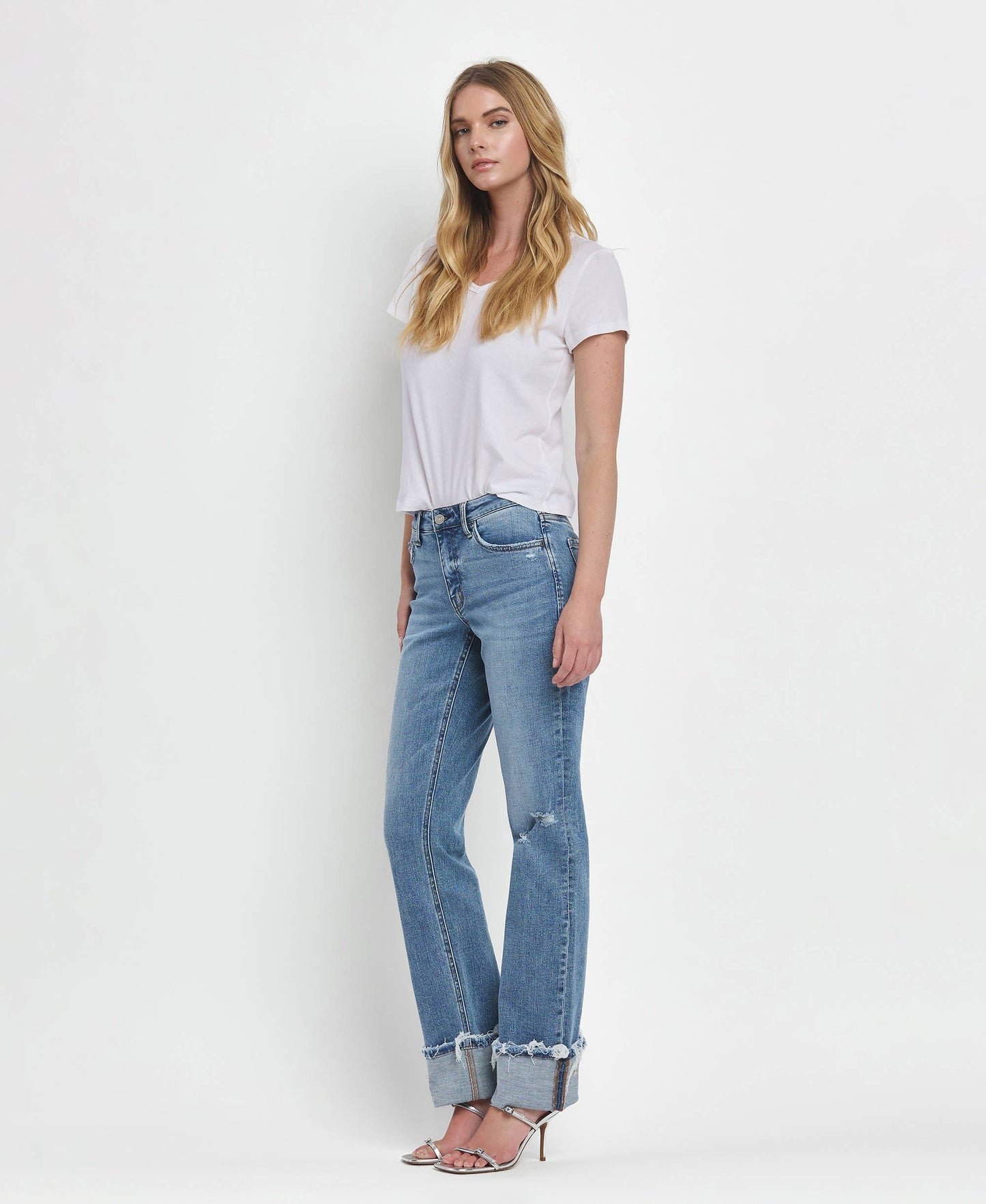 Mid-Rise Cuffed Jeans